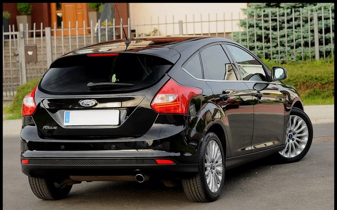 Ford Focus cena 27900 przebieg: 248116, rok produkcji 2011 z Świdnica małe 631